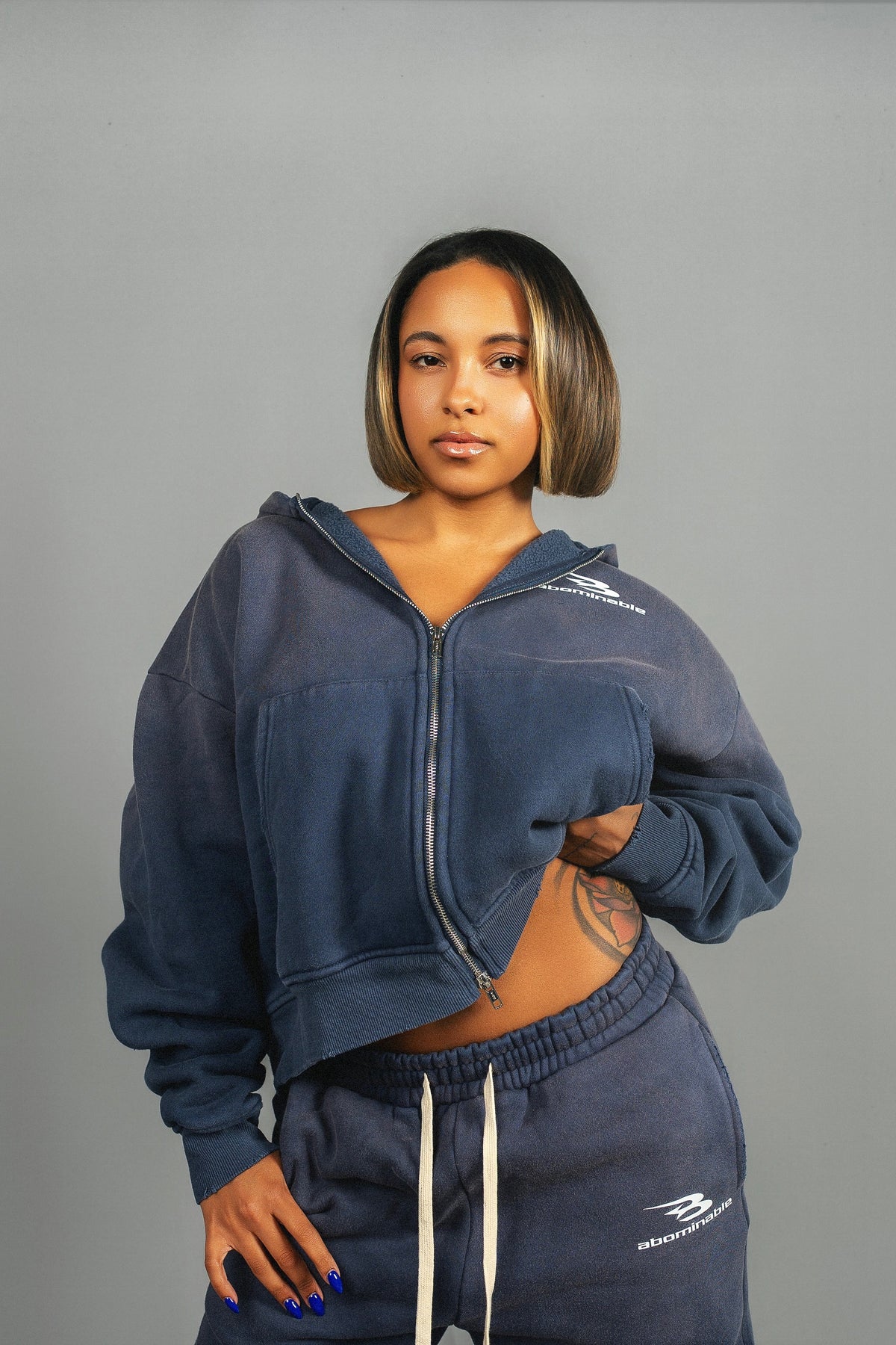 Navy E Bom Sets